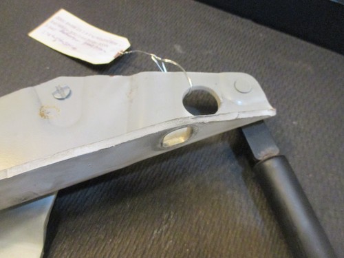 2000 BMW Z3 2.8L M52TUB28 Right Passenger Side Hood Hinge + Strut (White-300/0) - Picture 6 of 10