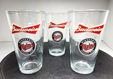 Vintage MN TWINS Beer Glasses x 3