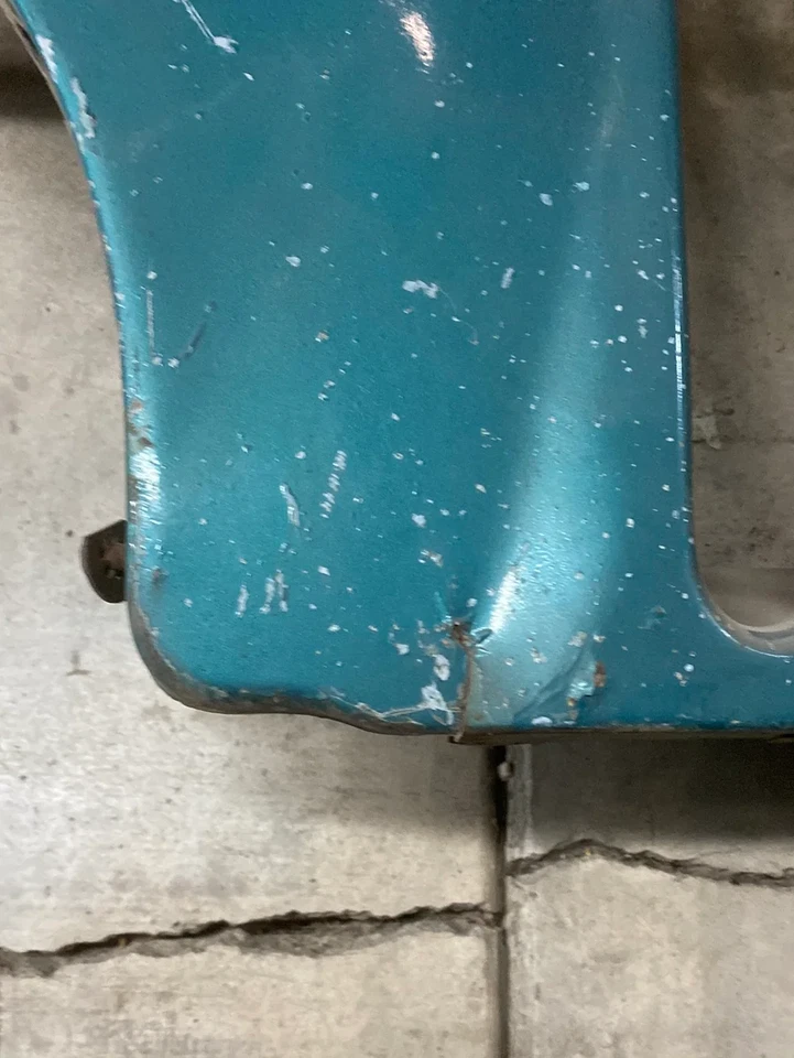 Rejilla delantera Jeepster Commando C101 (66-71) OEM - verde Foto 3 de 4