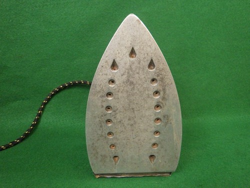 Vintage Proctor Silex Steam Iron Cloth w/Covered Cord Model 70727 1200W 120V - Picture 11 of 15