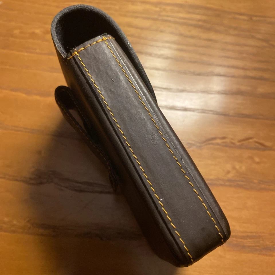 Funda de cuero con clip para cinturón Targus modelo CH046 funda para cámara para teléfono Foto 3 de 4