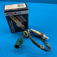 Bosch 13969 Premium Narrow Band Oxygen Sensor For 2000-2002 Infiniti / Nissan