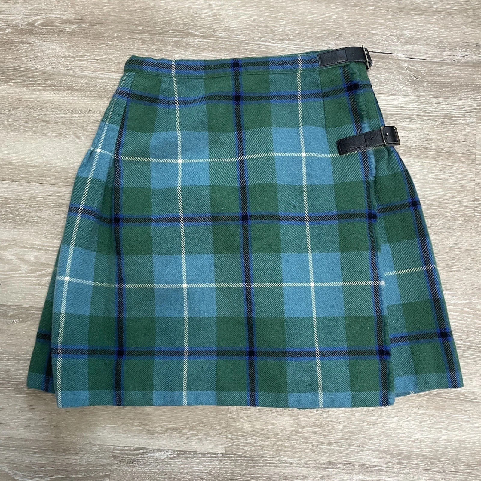 Vtg MOSBROOK 100percent Pure Wool Green/Blue Plaid Mini Wrap Skirt GT Britain XS W24