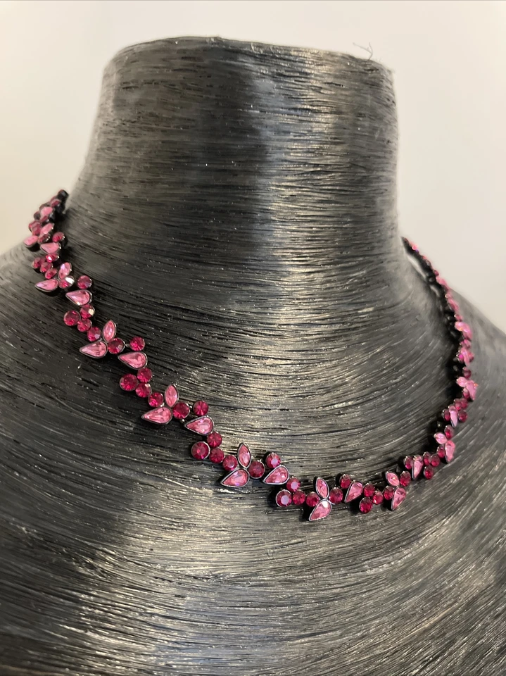"Collar Givenchy púrpura rosa granate piedras preciosas tono negro 16""-18""" Foto 2 de 4
