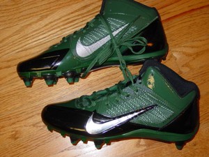 nike football cleats with removable spikes