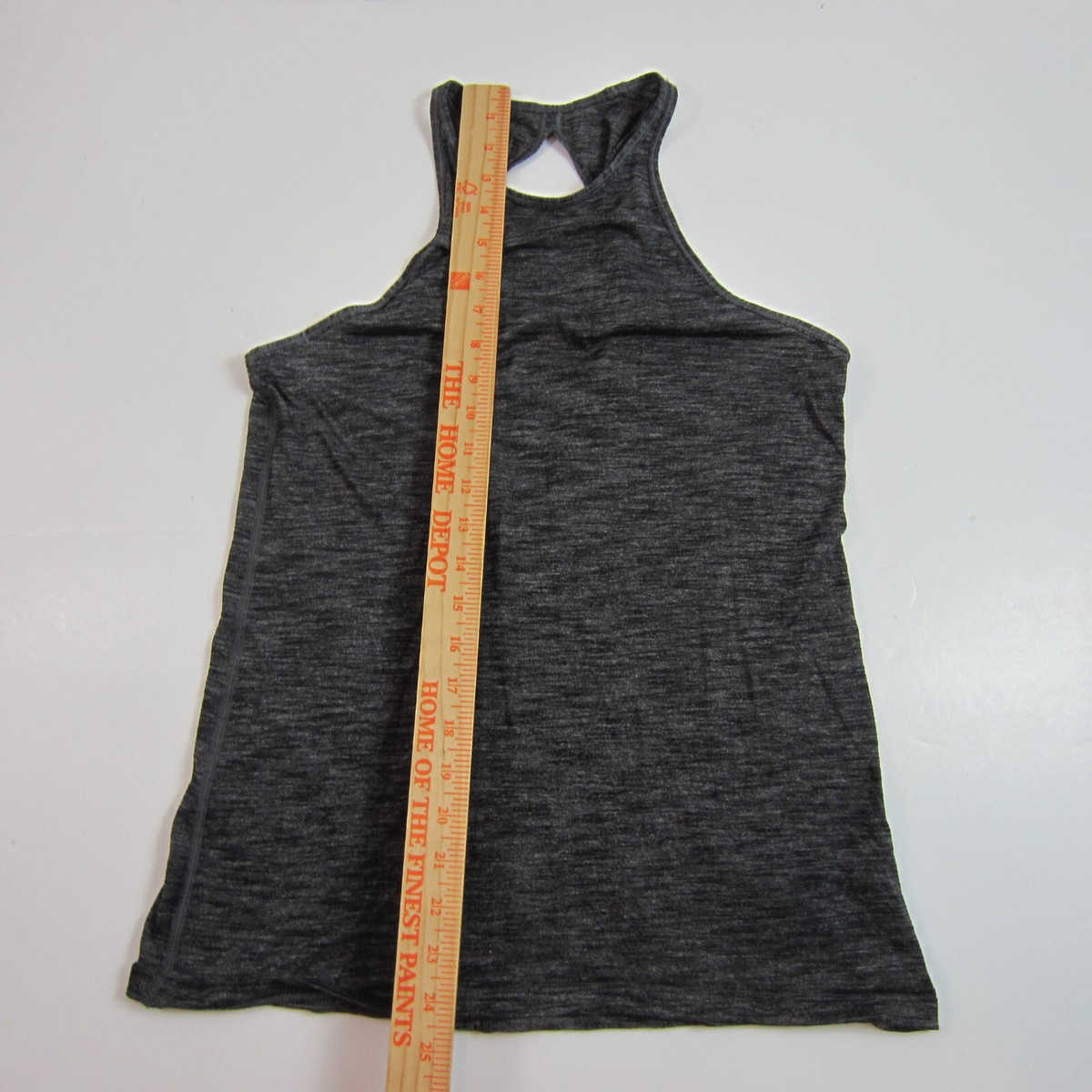 Lululemon women's tank trapeze twist tank top fits S/M gray Lululemon women's tank trapeze twist tank top fits S/M gray
