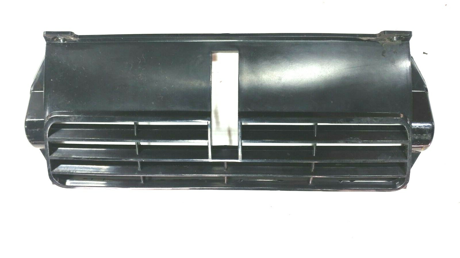  ROLLS ROYCE SILVER SHADOW   CENTER CONSOLE GRILLE UD15000