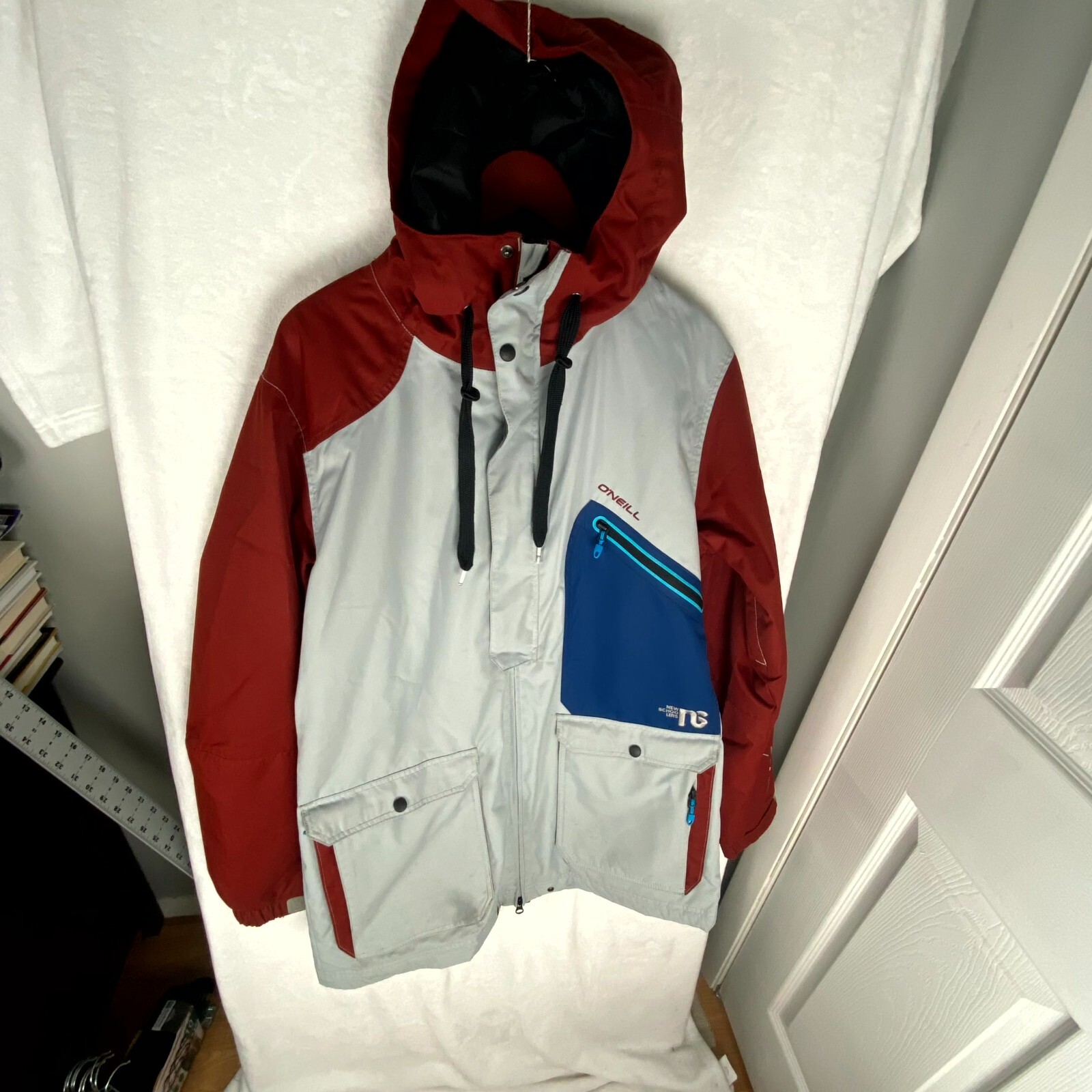 Picture 1 of 16