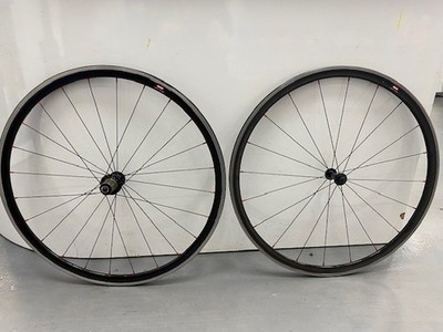 AIRSTREEEM ALUMINIUM 700c RADSATZ, QR, FELGENBREMSE, SCHWARZ, GEBRAUCHT, 120kg Fahrer