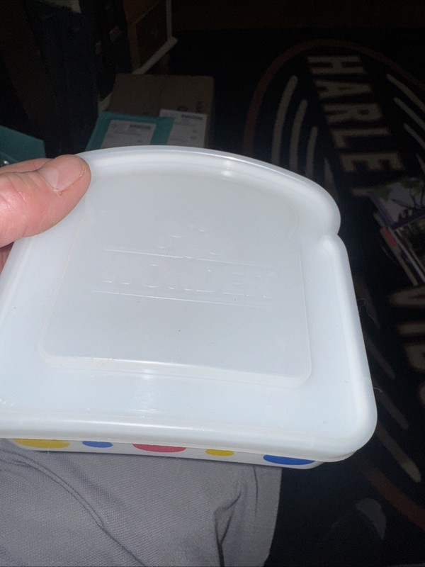 Wonder Bread Sandwich Keeper Lunch Box Plastic Container 