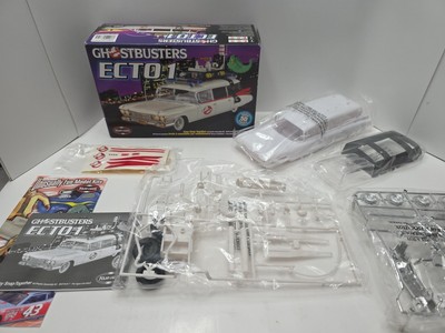 GHOSTBUSTERS ECTO 1 Model Kit Polar Lights 1/25 Vintage *SEALED