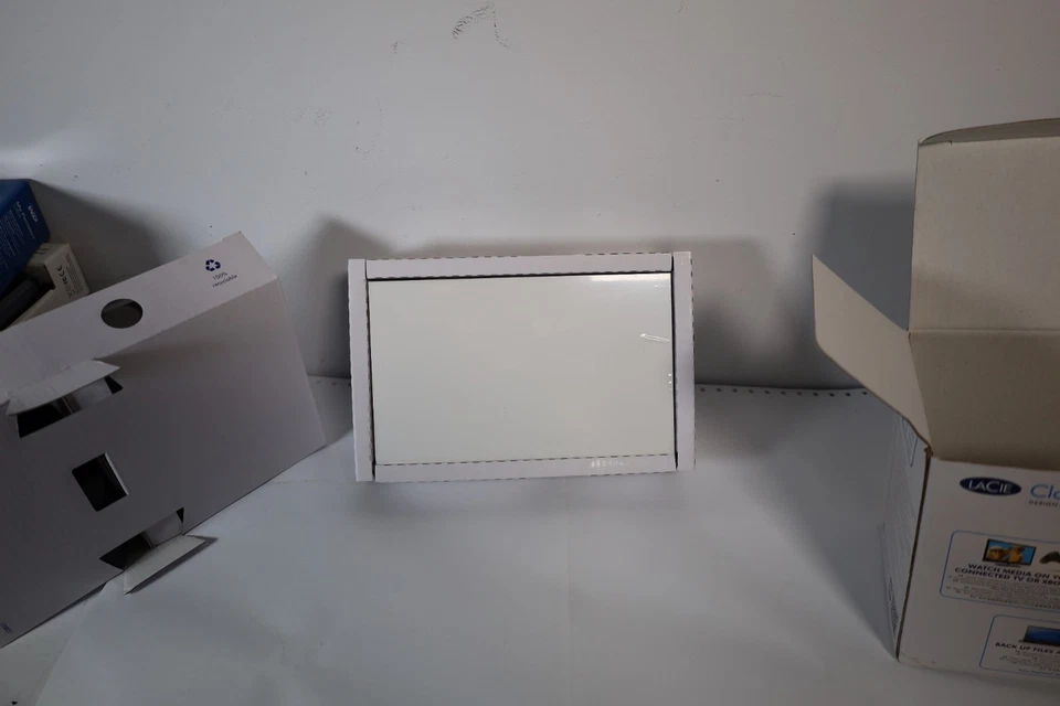 LAC9000344 LaCie CloudBox Network Storage Server -  3 TB - Personal Cloud Server - Image 4 of 4