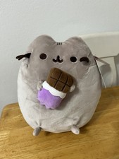 NWT Pusheen Snackable Chocolate Bar It  Sugar Exclusive Plush