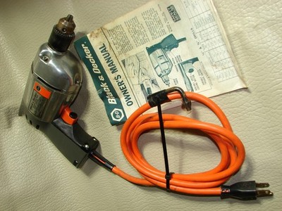 Black & Decker 7120 3/8'' Electric Corded Drill 2.5A 0-1000 RPM Variable