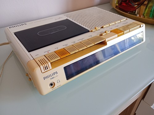 PHILIPS D 3700 THE PLAYTIME RADIO OROLOGIO MUSICASSETTA - Picture 2 of 4
