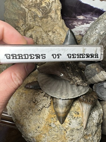 1996 PROMO GARDENS OF GEHENNA DEMO GOTHIC DEATH DOOM METAL CASSETTE RARE - Imagen 4 de 6