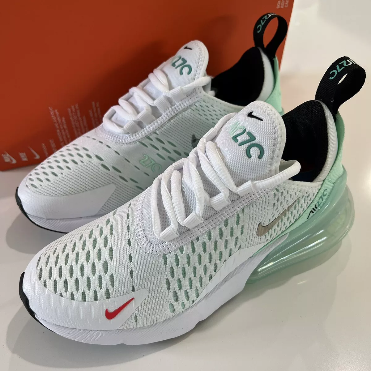 Nike Air Max 270- White/Metallic Silver/Mint Foam Women's sz 5 (DQ7652-100)