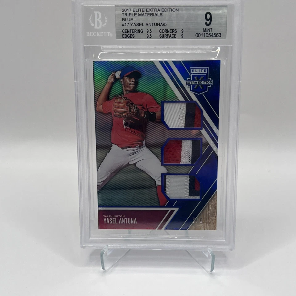 Elite Extra Edition Triple Materials Blue Yasel Antuna #5/5 BGS 9 2017 Foto 2 de 4