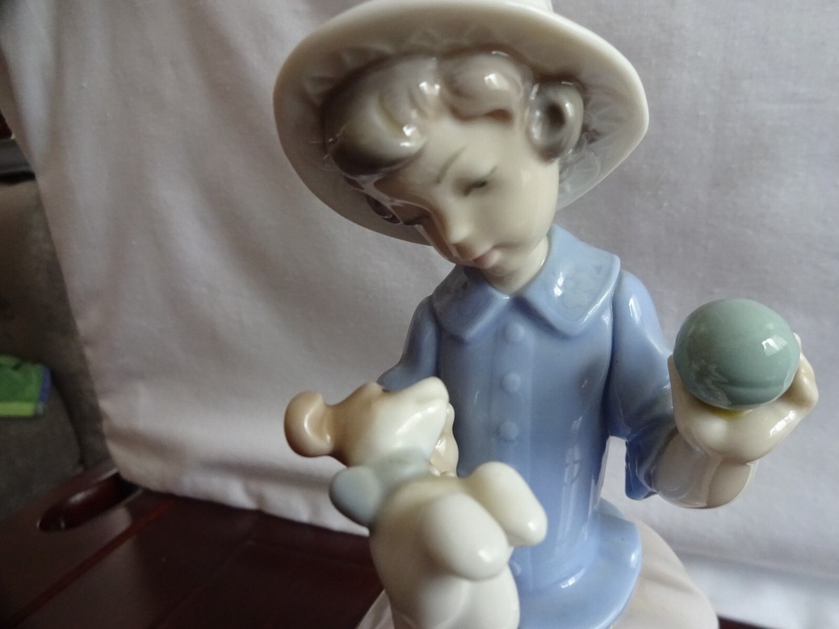 Lladro Nao Girl with Dog & Ball Height 20x13x9 cm | eBay UK