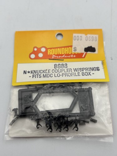 Acoplador de nudillos Roundhouse 8988 N con resortes - se adapta a cajas de perfil bajo MDC | Zustand: Used