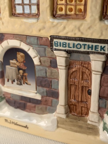 HUMMEL GOEBEL Scholarly Thoughts HAWTHORNE Christmas Village House - Picture 5 of 14