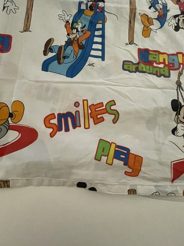 Disney Vintage Mickey Mouse Club FLACHBETTLAKEN Stoff 62" x 92" Mickeys Clubhaus weiß - Bild 6 von 10