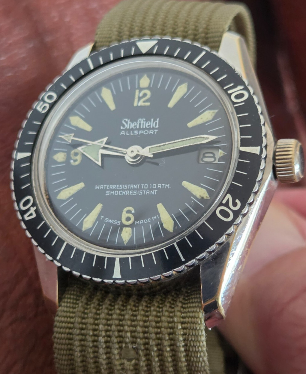 Vintage 1970s Sheffield ALLSPORT Skin Diver Watch Hand Wind Date Black