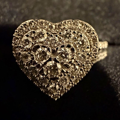 Kay Jewelers Diamond Heart Ring 0.50 ctw Round Cut 10K White Gold Size 6