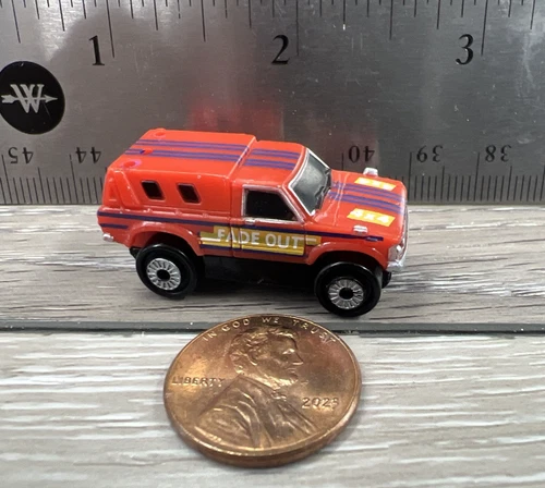 Vintage Micro Machines Toyota Hilux Pickup Micro Lights Red 1989 Galoob Fade Out