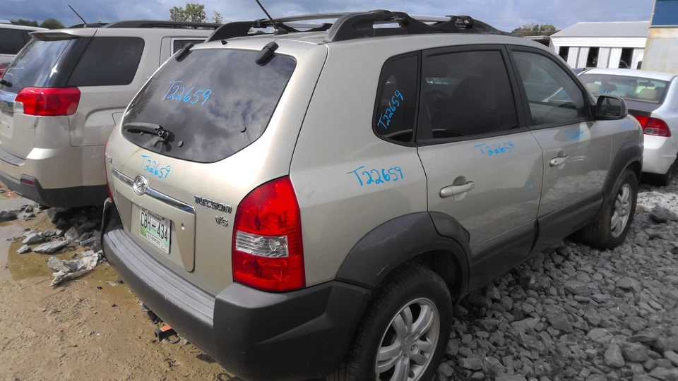 Capó HYUNDAI TUCSON 05 06 07 08 09 Foto 4 de 4