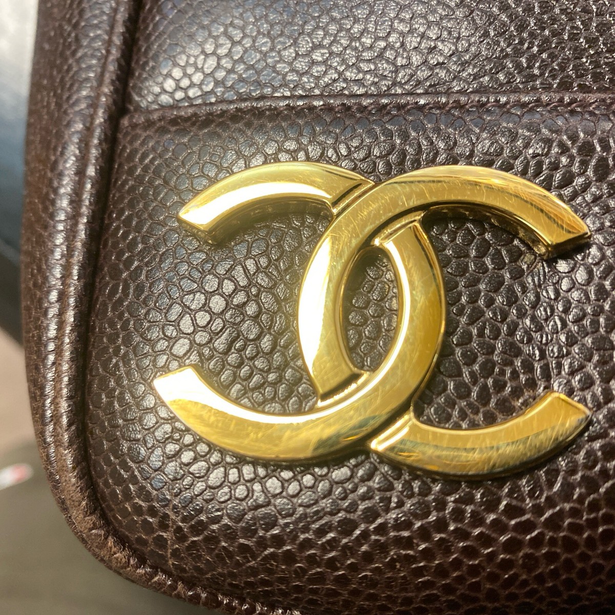 CHANEL ブラウンレザー バッグ Vintage Chanel Brown Triple CC Logo Caviar Leather Shoulder