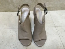 Vintage Cathy Jean Beige Brown Leather Peep Toe Heels Womens Size 7