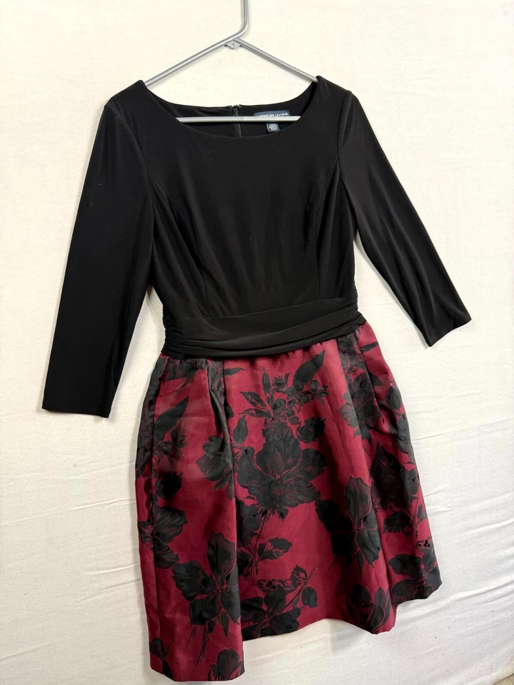 Vestido American Living Fit & Flare para mujer 10 negro rojo floral jacquard reunido Foto 2 de 4