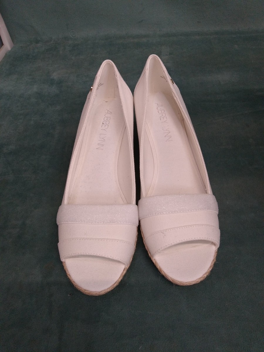 NEW Aubrey Lynn Patricey Wedge Pump 10 M Shoes Canvas white Glitter Elast