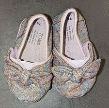 Tom's Shimmering Toddler Slip on Shoes Sz 4