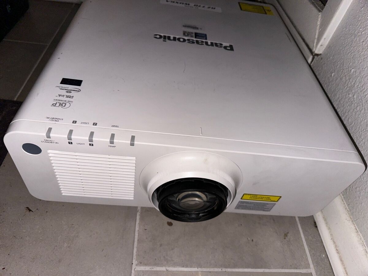 Panasonic PT-RZ770 7200 Lumen WUXGA DLP Large Venue Panasonic PT-RZ770 7200 Lumen WUXGA DLP Large Venue
