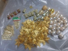 Vintage Gold Christmas Ornaments Assorted Lot Of 106 Unbroken