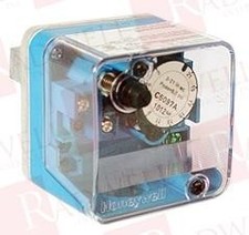 HONEYWELL C6097A1111 / C6097A1111 (USED)