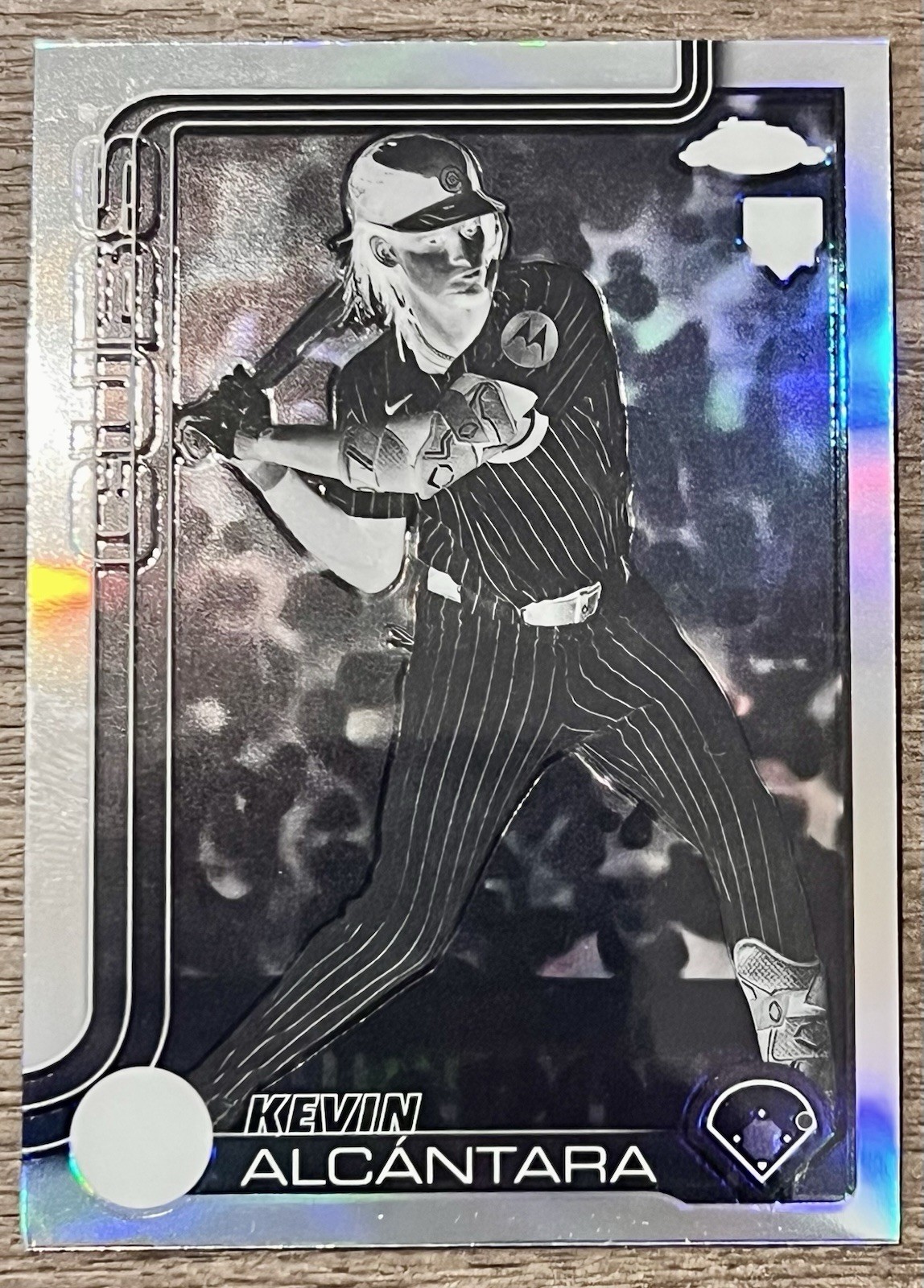 2025 Topps Chrome - Kevin Alcantara #173 Negative Refractor (RC) Chicago Cubs