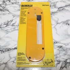 NEW - DeWalt Dado Insert Plate (DW7444) -- (For Use With DeWalt DW744 Table Saw)