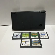 Nintendo DSi Black + 6 Games & Charger 
