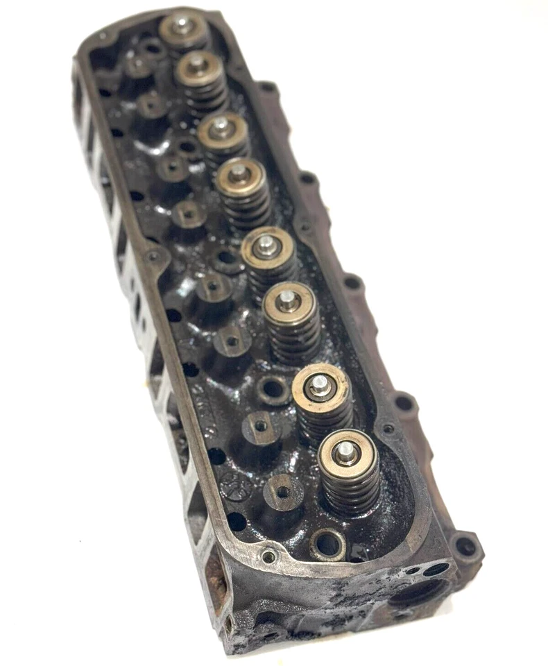 1990 FORD F150 F250 F350 5.8L 351W CYLINDER HEAD PASS RIGHT SIDE - USED OEM - Image 2 of 4