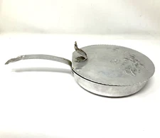 Rodney Kent Tulip Flower Design Silent Butler – Classic Hammered Aluminum