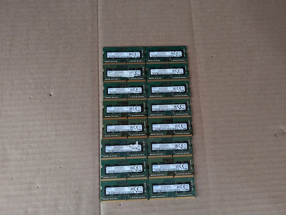 4X GENUINE SAMSUNG LAPTOP MEMORY 4GB DDR4 PC4-2666V M471A5244CB0-CTD N6-4(17) - Image 4 of 4