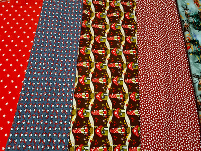 Weihnachten Stoffpaket/ 5x Baumwolljersey  30x70cm für viele  Mützen +Snoods Neu