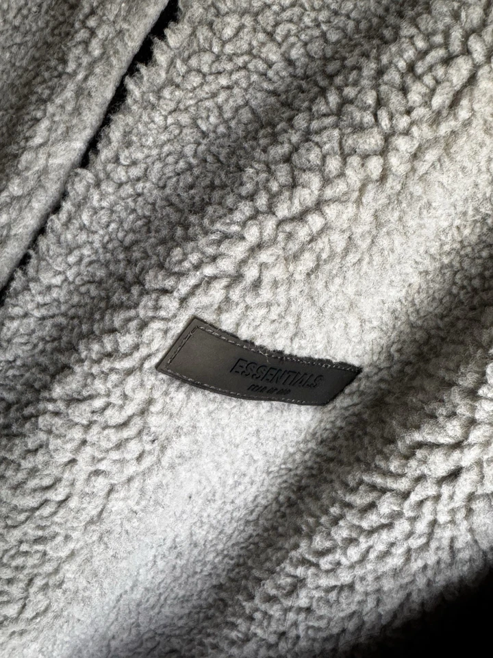 Essentials Fear of God Sherpa Vellón Cremallera Completa Unisex Pequeño Gris De Gran Tamaño Foto 3 de 4