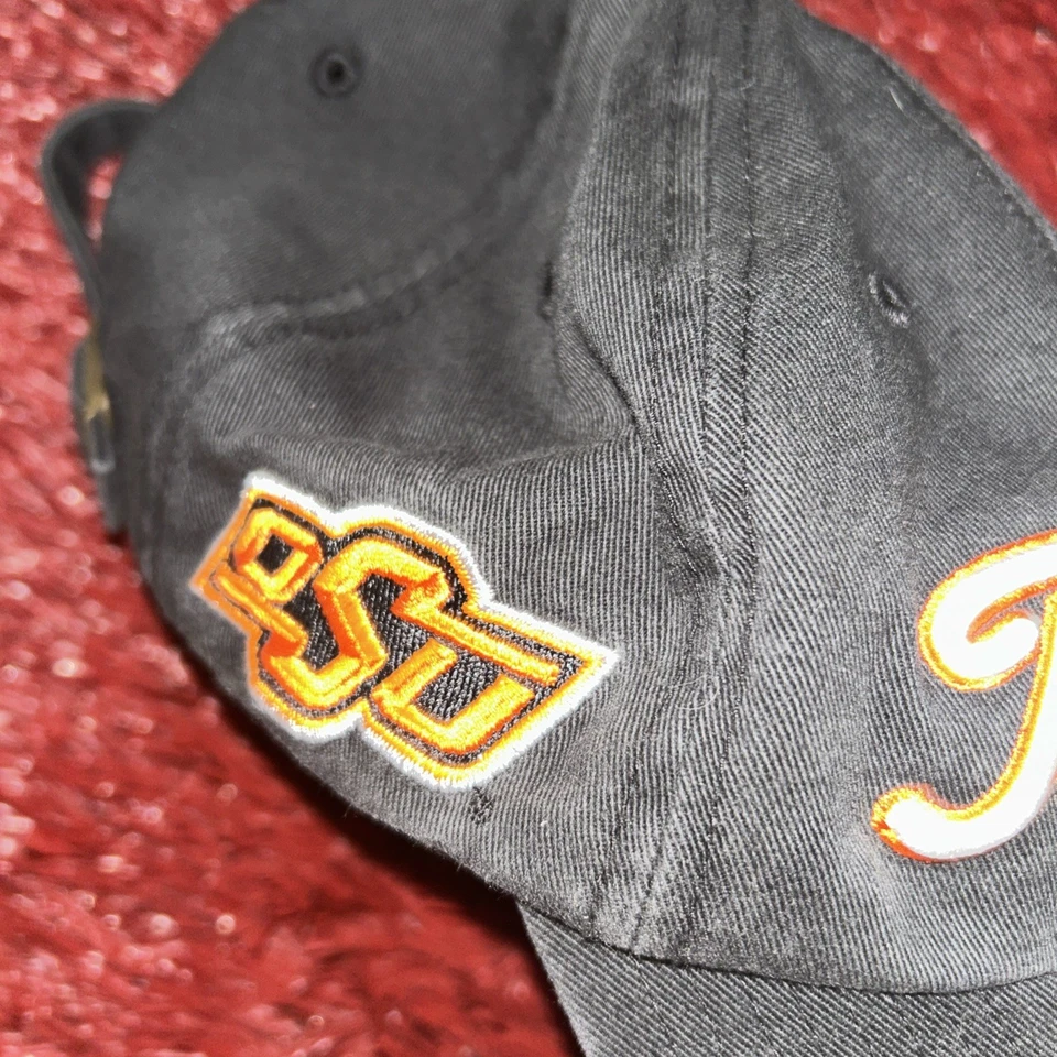  Sombrero de Vaqueros Marca Golf, Titleist, Oklahoma State Foto 3 de 4