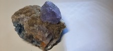 kleines Fluoritstüfchen, Sonderklasse mit hell violetten Edge Fluoritkristall
