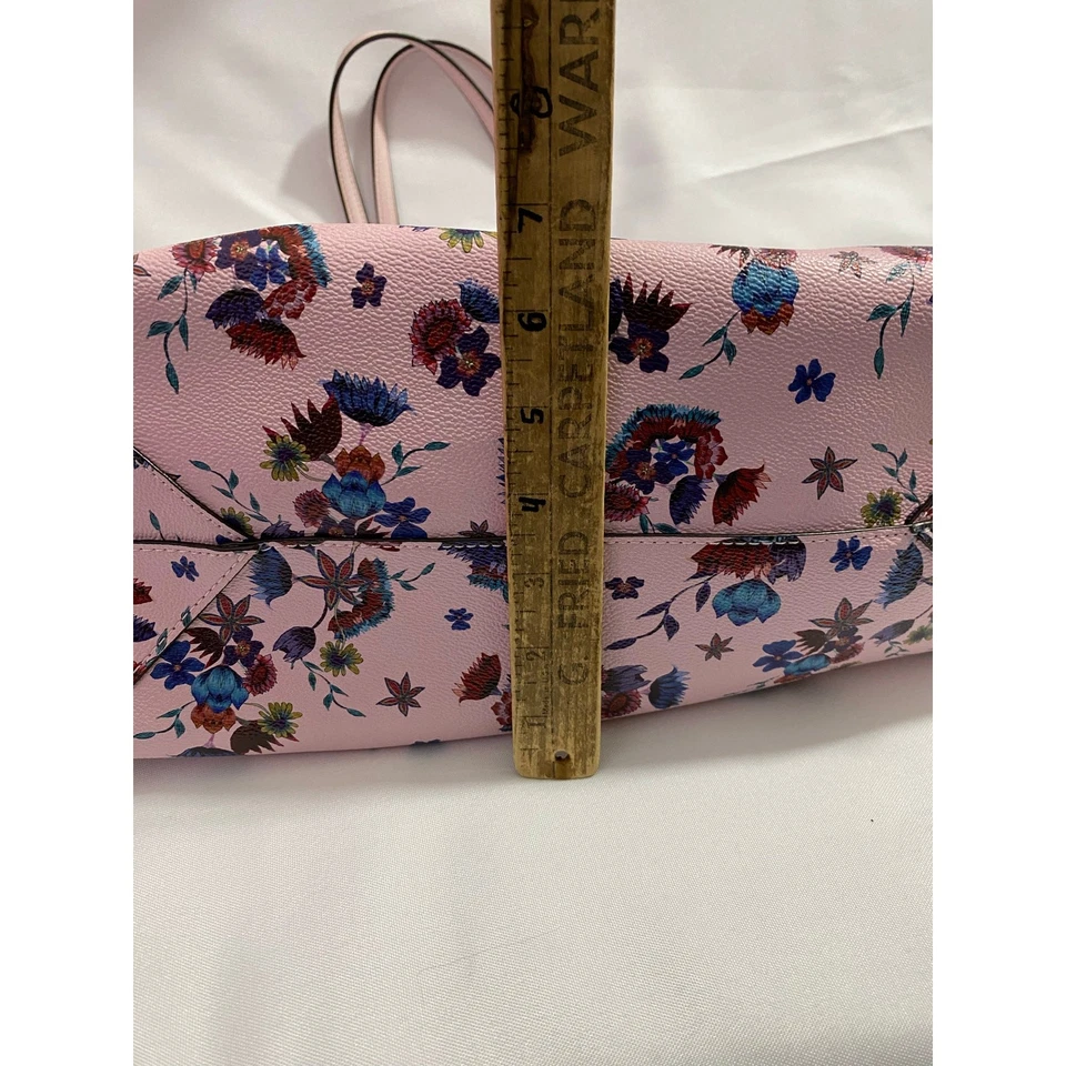 Rebecca Minkoff Quilted Handbag Pink Floral Print Shoulder Bag – Designer Style - Image 4 of 4