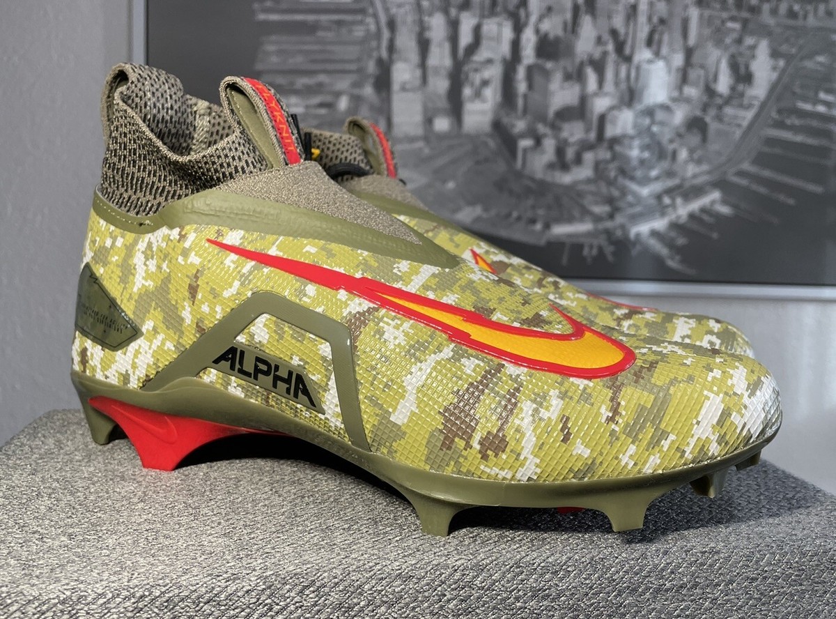 Nike Travis Kelce x Alpha Menace Elite 3 Digital Camo  display picture 2